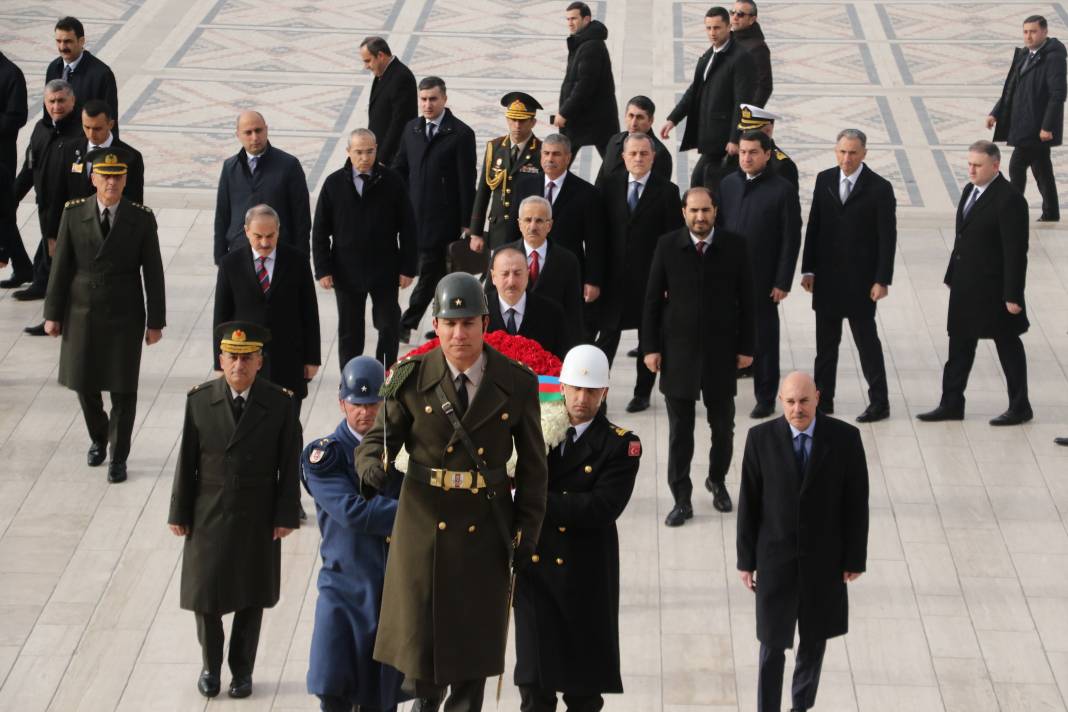 Azerbaycan Cumhurbaşkanı Aliyev Anıtkabir'de 2